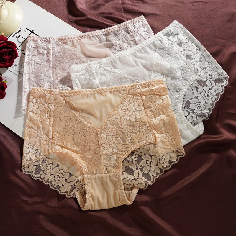 Culotte taille haute en dentelle avec transparence et effet ventre plat MajesticLace"